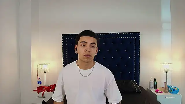 Jaden and sofia online show from May 3, 3:21 am