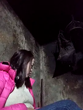 dakota-kis online show from January 7, 11:52 pm