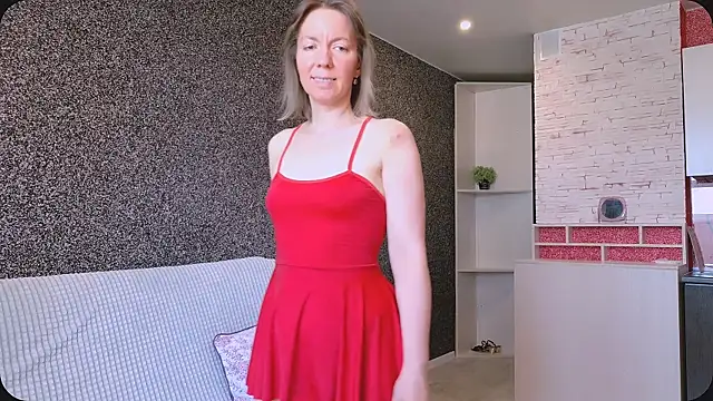 Amanda Luxe online show from June 16, 2:56 am