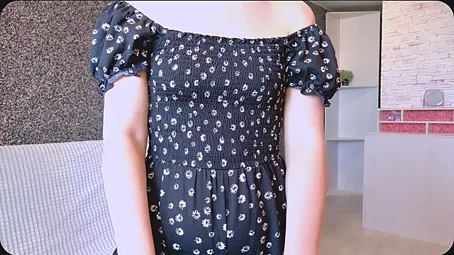 Amanda Luxe online show from July 1, 2:33 am