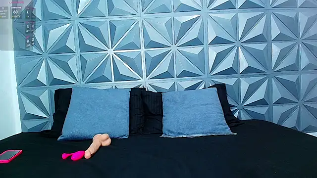 Miaawhithe online show from March 29, 5:28 am