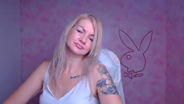 Madonna Fire online show from January 10, 4:33 pm