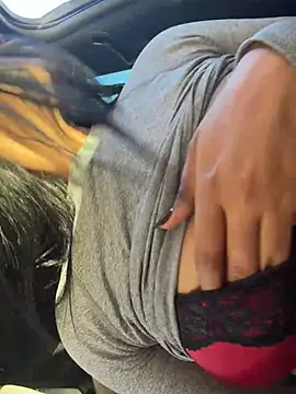 AnahiSkye online show from February 27, 11:04 pm