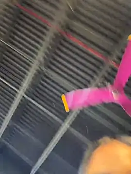 AnahiSkye online show from February 23, 5:45 pm