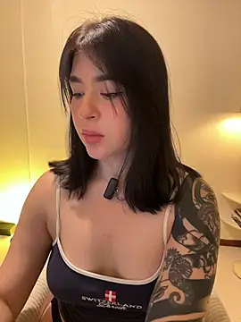 evelynrosess1 online show from July 12, 12:33 am