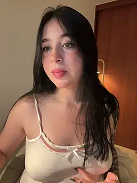 evelynrosess1 online show from May 2, 11:41 pm
