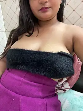 Curvy Anaya online show from March 11, 7:56 am