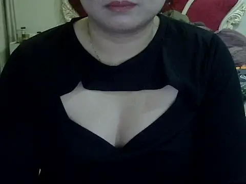 Sarah no land online show from January 10, 4:11 pm