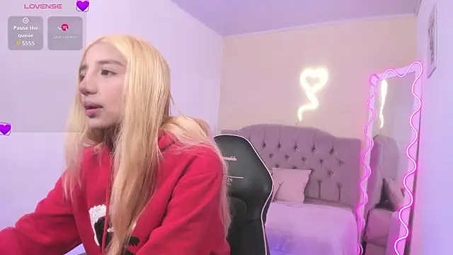 IRINA TAY1 online show from February 9, 4:04 am