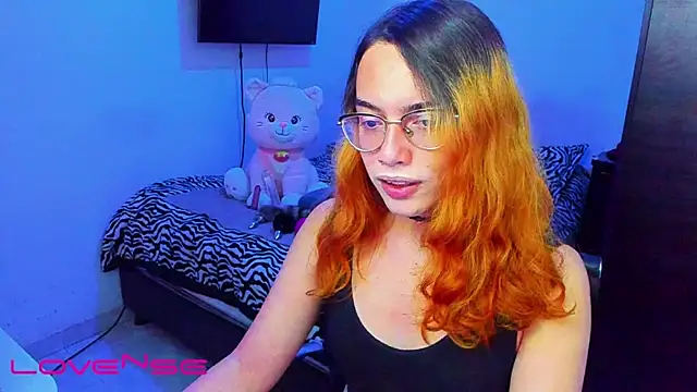 lillykittyyy online show from February 12, 8:21 pm