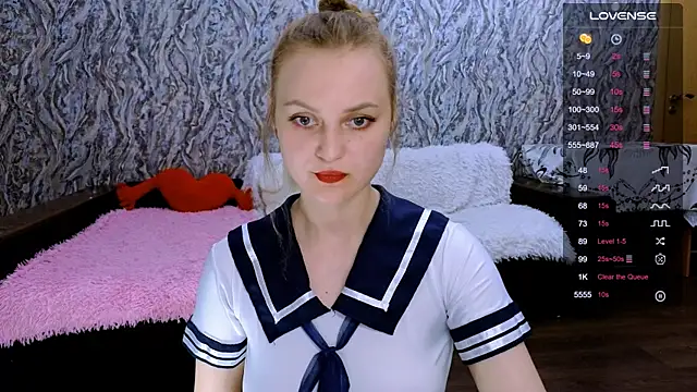 Chloe muar online show from May 10, 7:49 pm