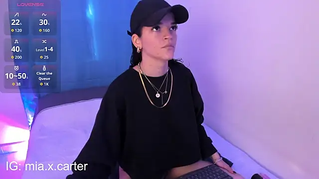 miacarterxxx online show from March 19, 7:40 pm