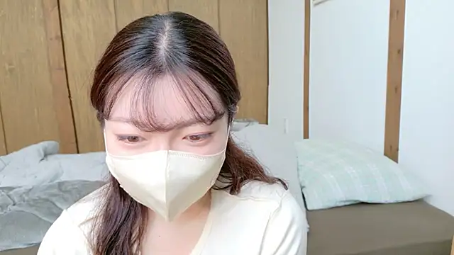   Yui  online show from June 17, 12:56 am