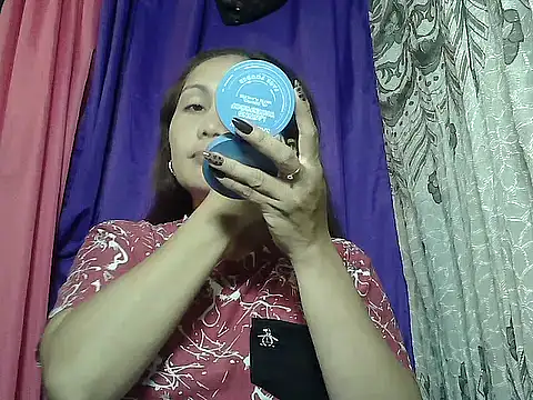 prettymomma24xx online show from July 28, 9:18 am