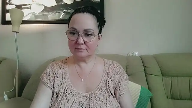 infinity loveliness online show from June 25, 6:40 am