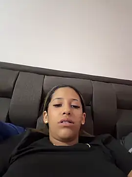 vicky bass  online show from May 10, 5:59 pm