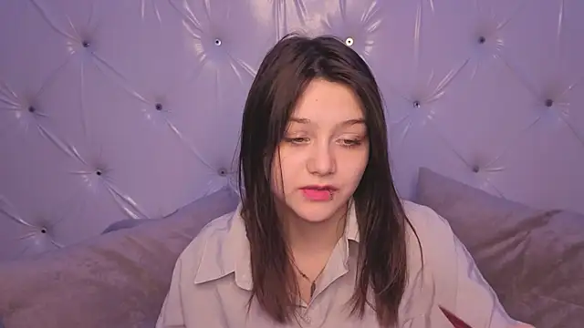 xxxnaughtyfoxyxxx online show from June 3, 5:07 pm