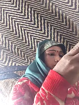 lodhi8080 online show from January 7, 6:06 am