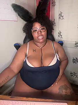 Chocolatebunnyxx96 online show from March 8, 2:04 am