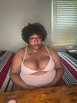 Chocolatebunnyxx96 online show from April 27, 4:59 pm