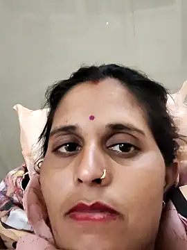 Bhavna8080 online show from June 13, 9:45 pm