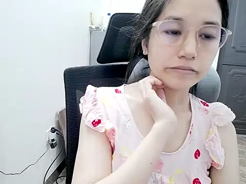 Shulee- online show from June 5, 2:48 am
