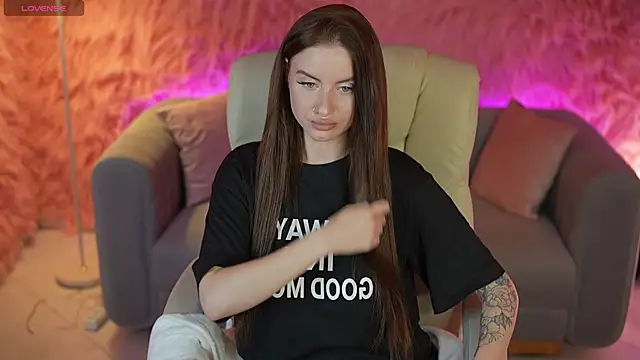 AlexaFleur online show from July 22, 7:26 pm