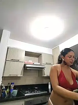 KATALINA SANTANA  online show from July 17, 1:32 am