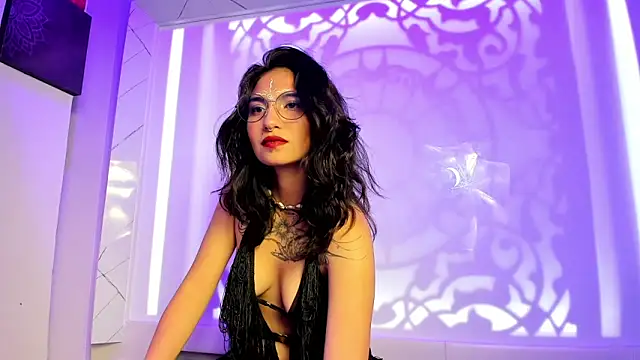 velvet mystic online show from May 5, 2:47 am