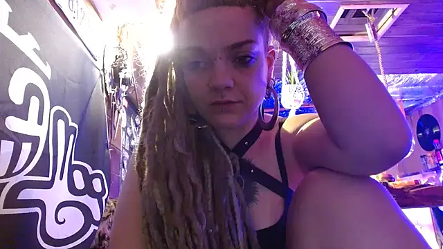 spiralhokkaido23 online show from March 11, 7:27 pm