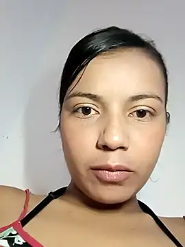 cinthia2011 online show from March 12, 8:11 pm