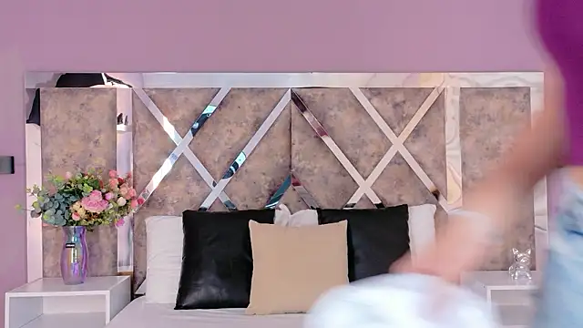 LolaGray   online show from January 17, 4:25 pm