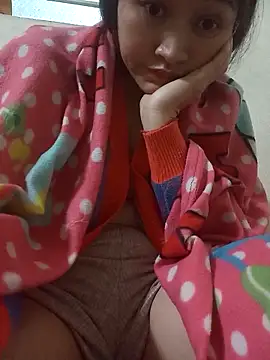 yumyum112 online show from February 6, 1:58 pm