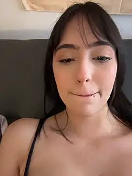 HinaSweet online show from July 8, 1:52 am