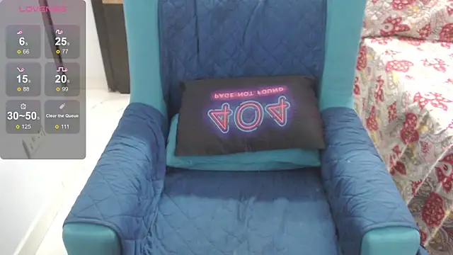 Candy-floss265 online show from June 20, 6:11 pm