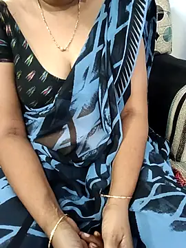 Tinarosy13 online show from March 17, 10:30 am