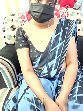 Tinarosy13 online show from March 10, 7:45 am