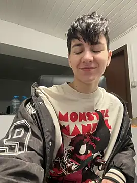 ravenryx online show from February 11, 3:46 pm