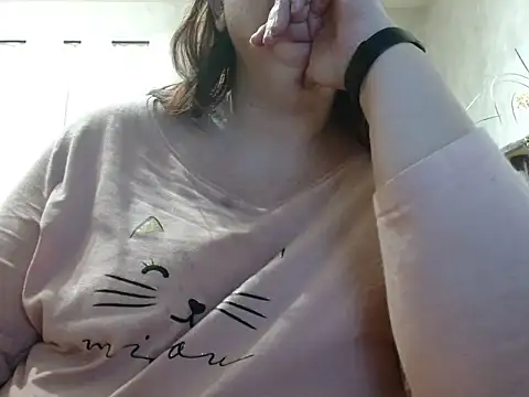 xmyriamx online show from February 2, 8:19 pm