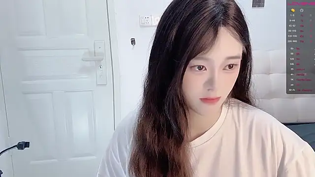 sunny-ly online show from April 28, 4:55 pm
