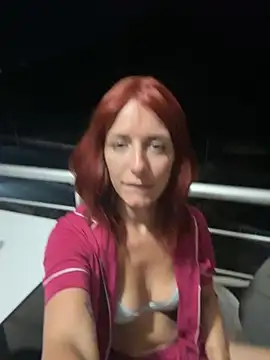 Ilovemypussy99 online show from July 27, 8:17 pm
