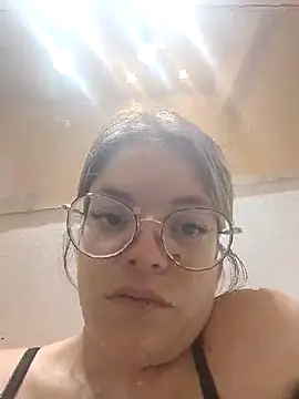 gisequeen online show from March 17, 5:39 pm