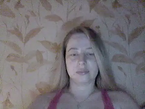 Miralisse online show from March 18, 7:30 pm