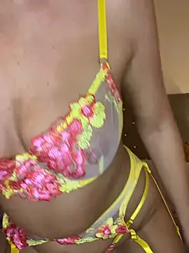 Scarlett the girlnextdoor online show from June 30, 9:25 pm