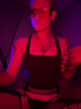 ViironiikaHostiile online show from March 15, 10:45 pm