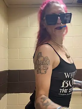 ViironiikaHostiile online show from March 14, 9:38 pm