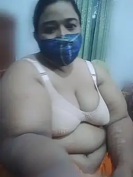 momo loves online show from June 11, 3:03 am