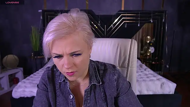 CrystalVibe online show from March 17, 6:28 am