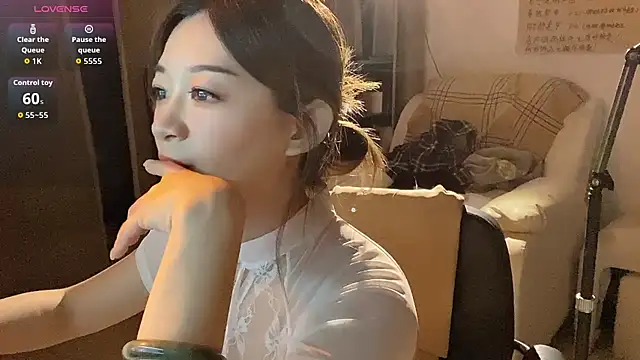 Xiaojuzi- online show from April 26, 1:31 pm