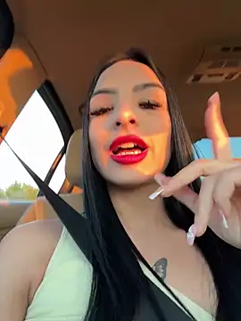 Evelin199 online show from May 1, 5:38 pm